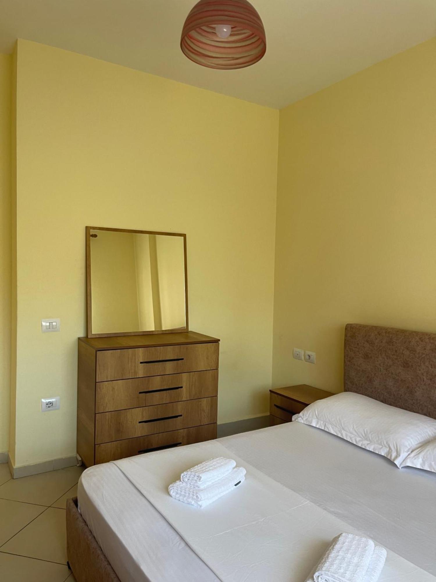 New Baazar Terrace Apartment Tirana Extérieur photo