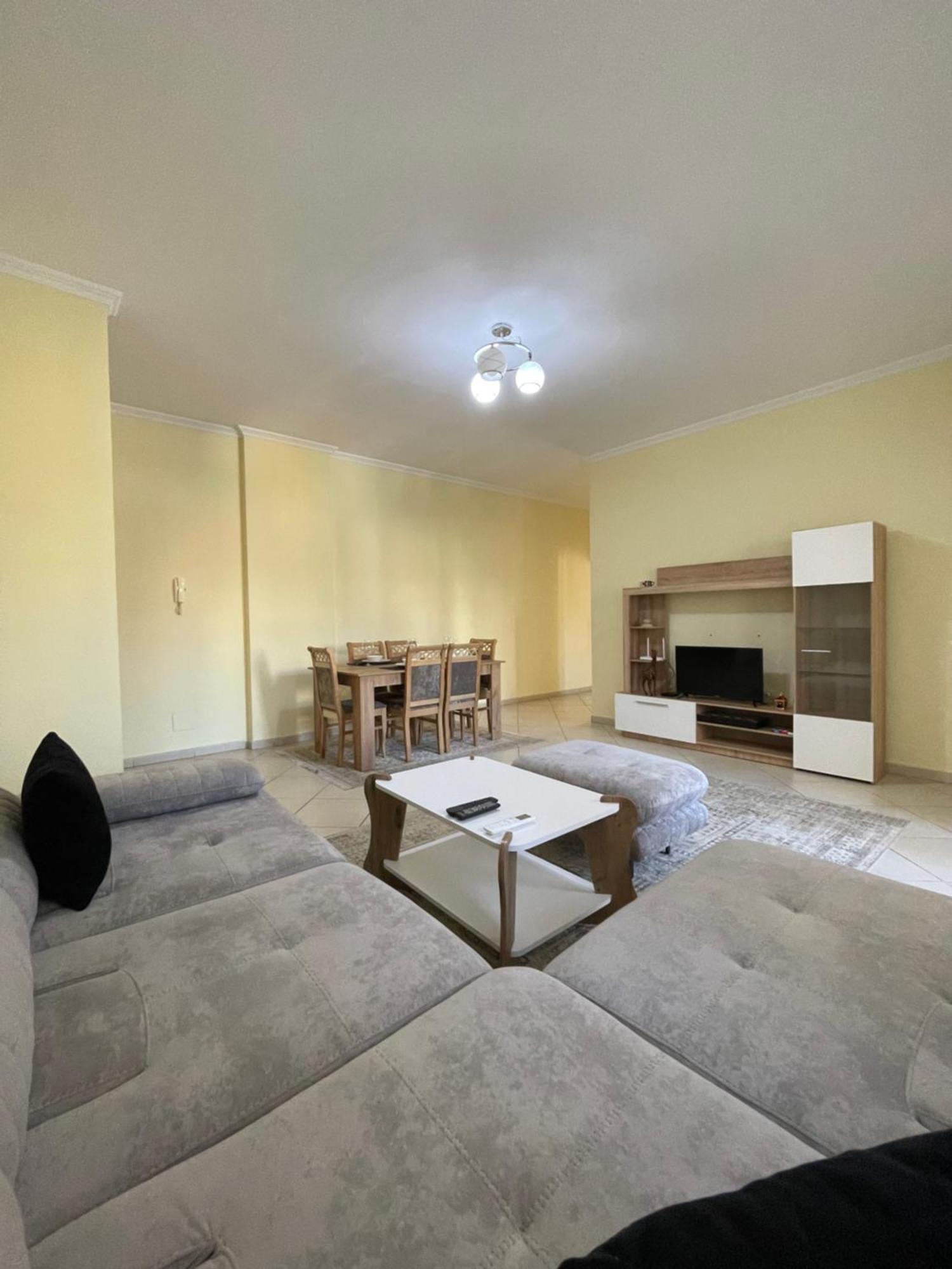 New Baazar Terrace Apartment Tirana Extérieur photo